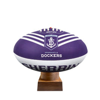 Fremantle Dockers Urn for Ashes with personalised timber display stand