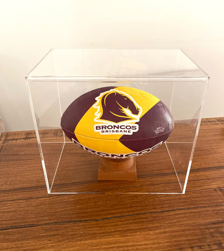 Products IDENTITY URNS